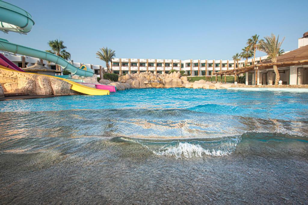 PYRAMISA BEACH RESORT SHARM EKSHIKH